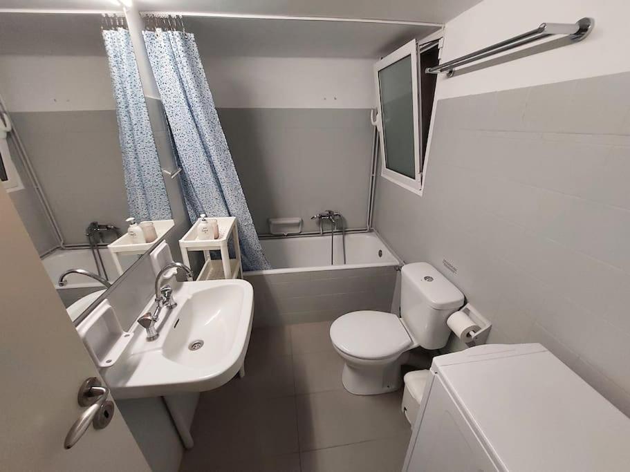 Bright & Spacious 1br Athens, Goudi Apartment Athens